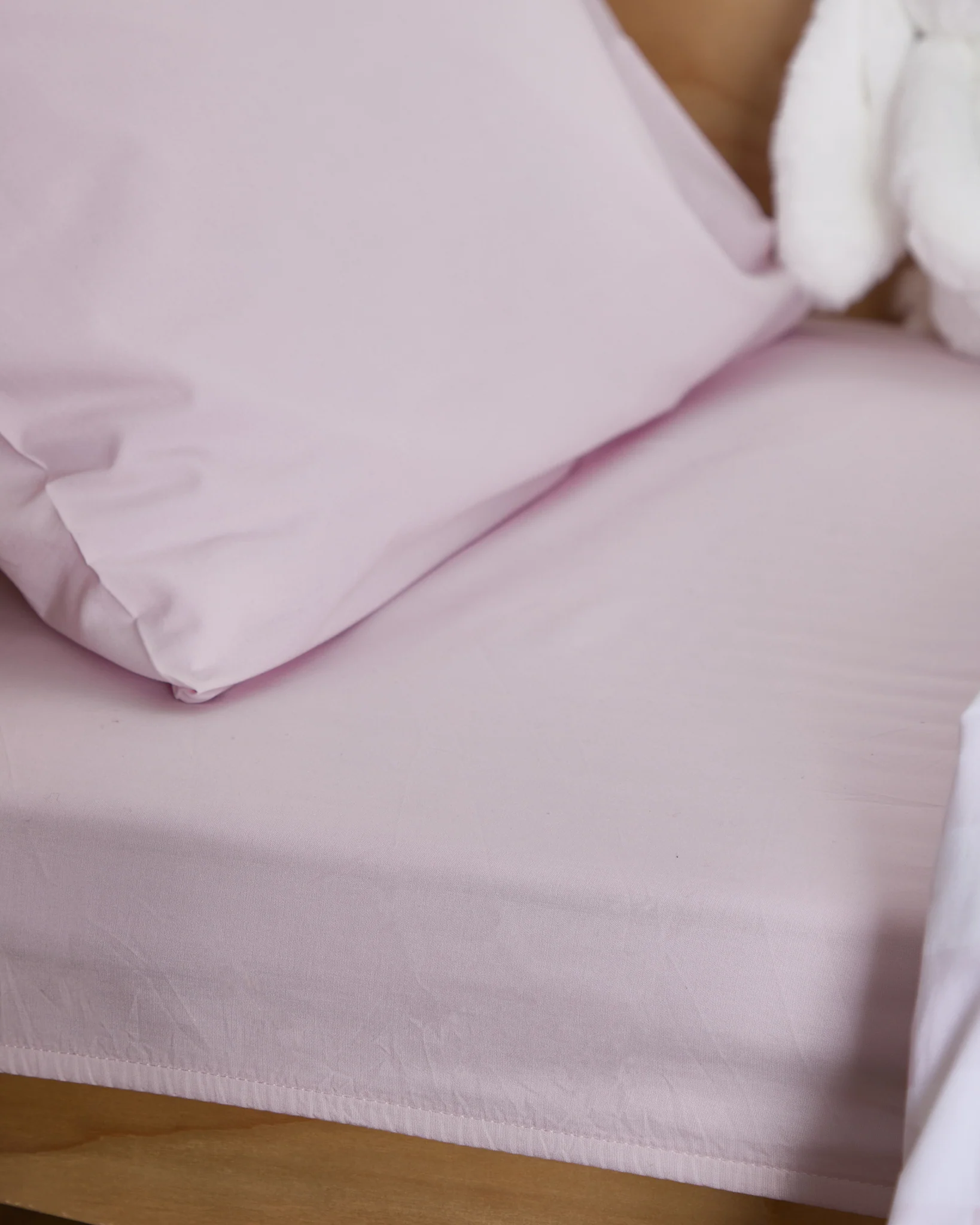 Foxford Aoife Toddler Fitted Sheet - Image 3