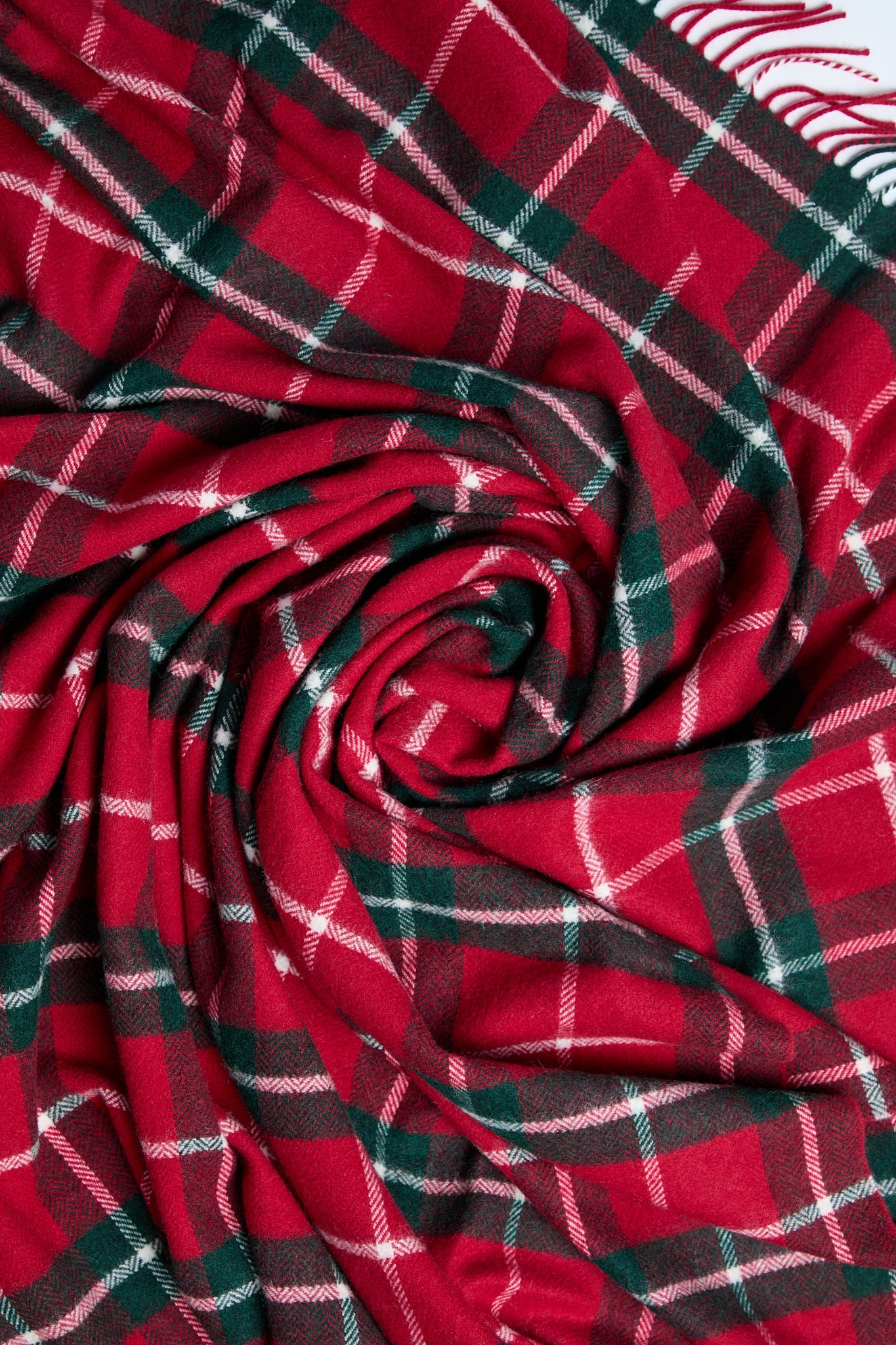 Foxford Ashford Green Check Lambswool Throw - Image 4