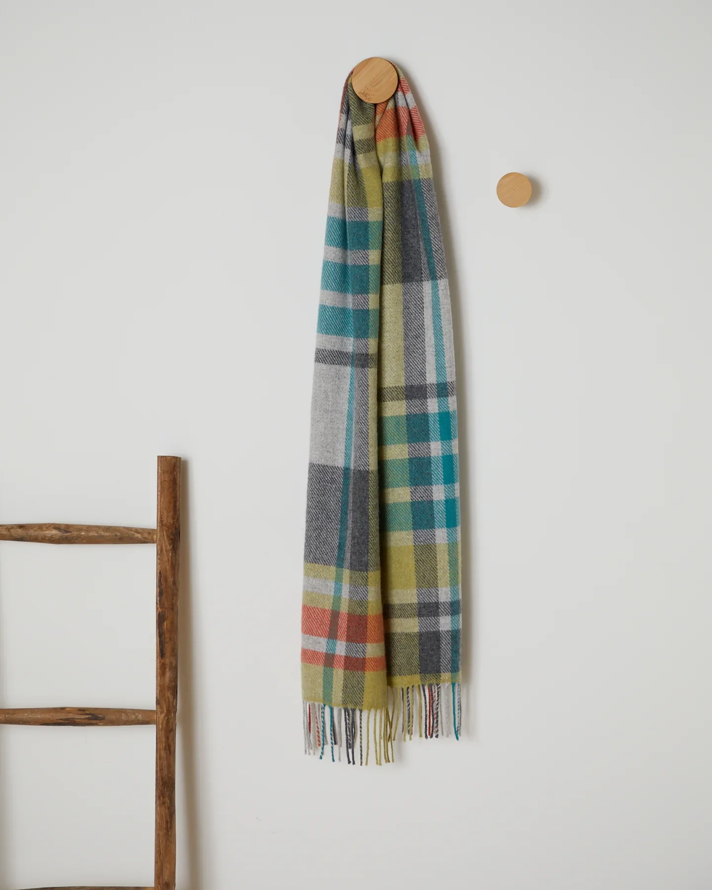 Foxford Bright Weft Tartan Lambswool Scarf - Image 3