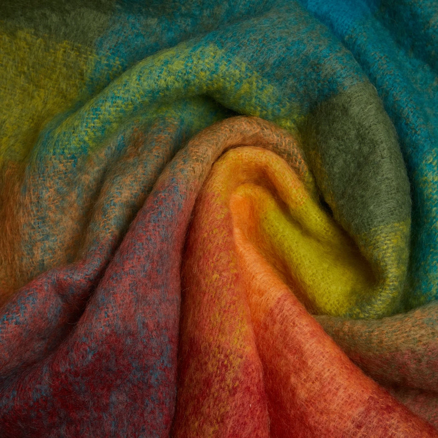 Foxford Cottage Mohair Throw - Image 3