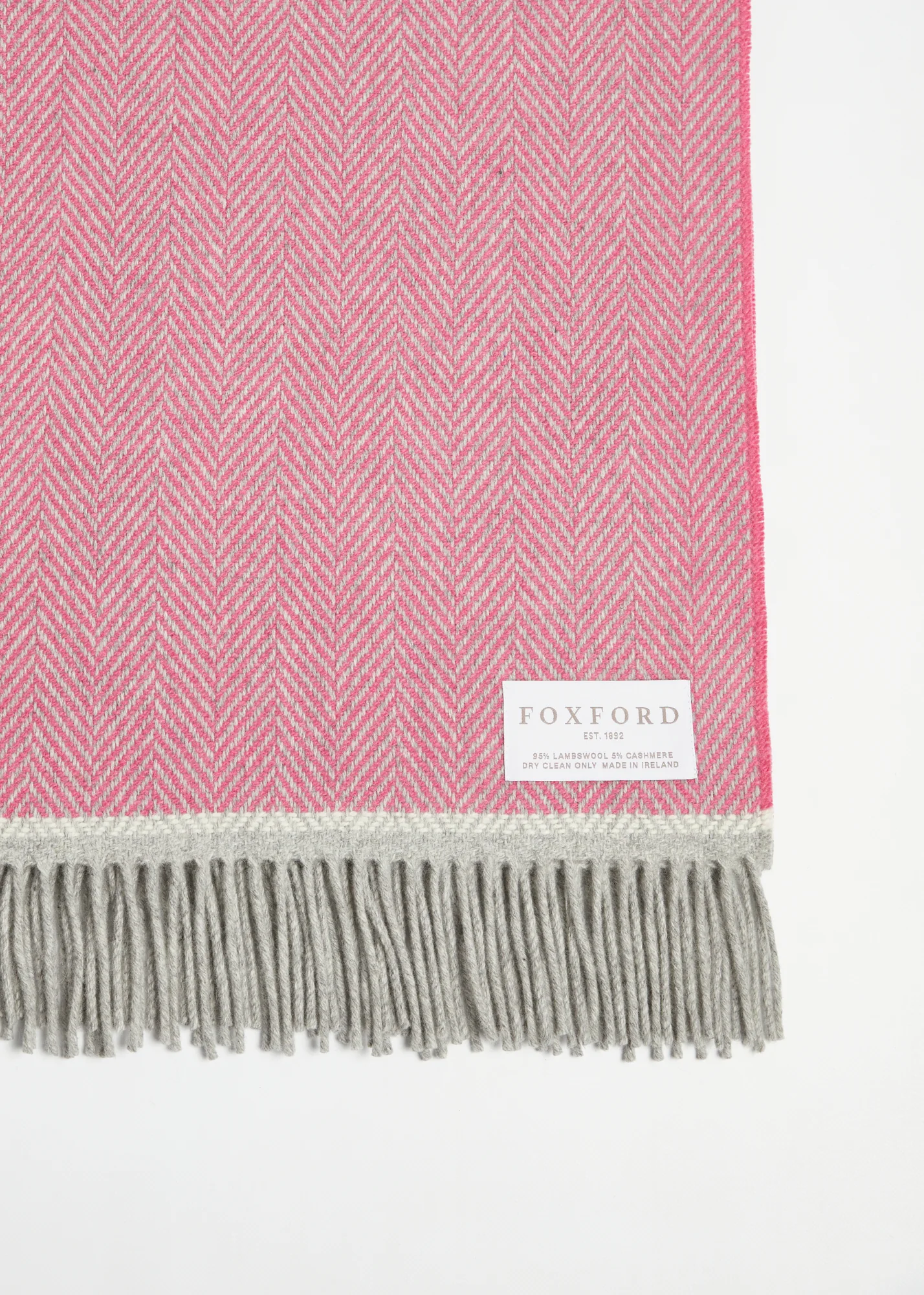 Foxford Croía Cashmere and Lambswool Throw - Image 3