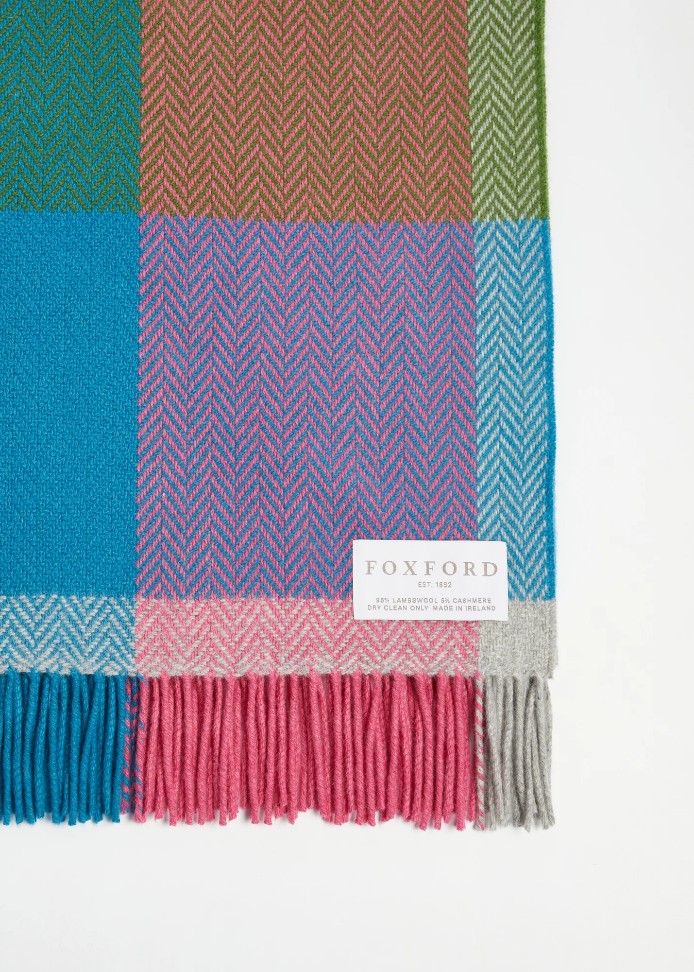 Foxford Deel Cashmere and Lambswool Throw - Image 3