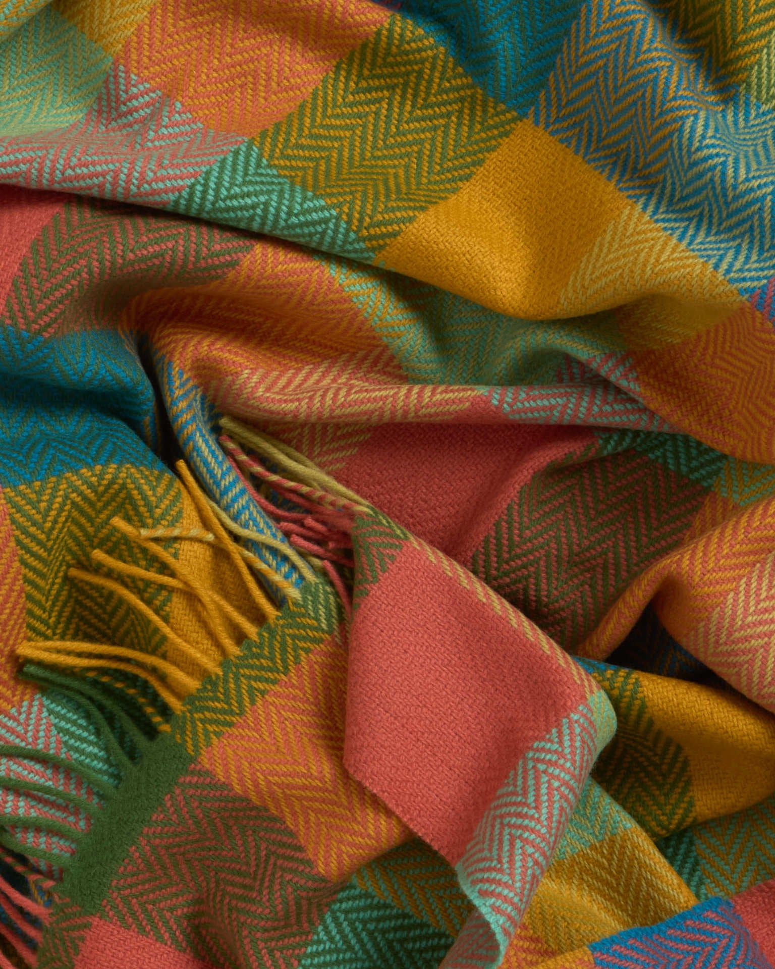 Foxford Kinsale Cashmere and Lambswool Throw - Image 3