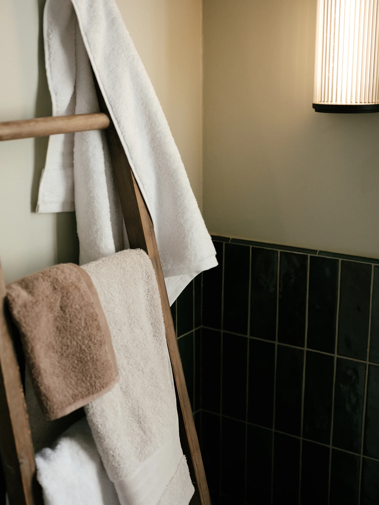 Foxford Luxury Cotton Bath Sheet - White - Image 3