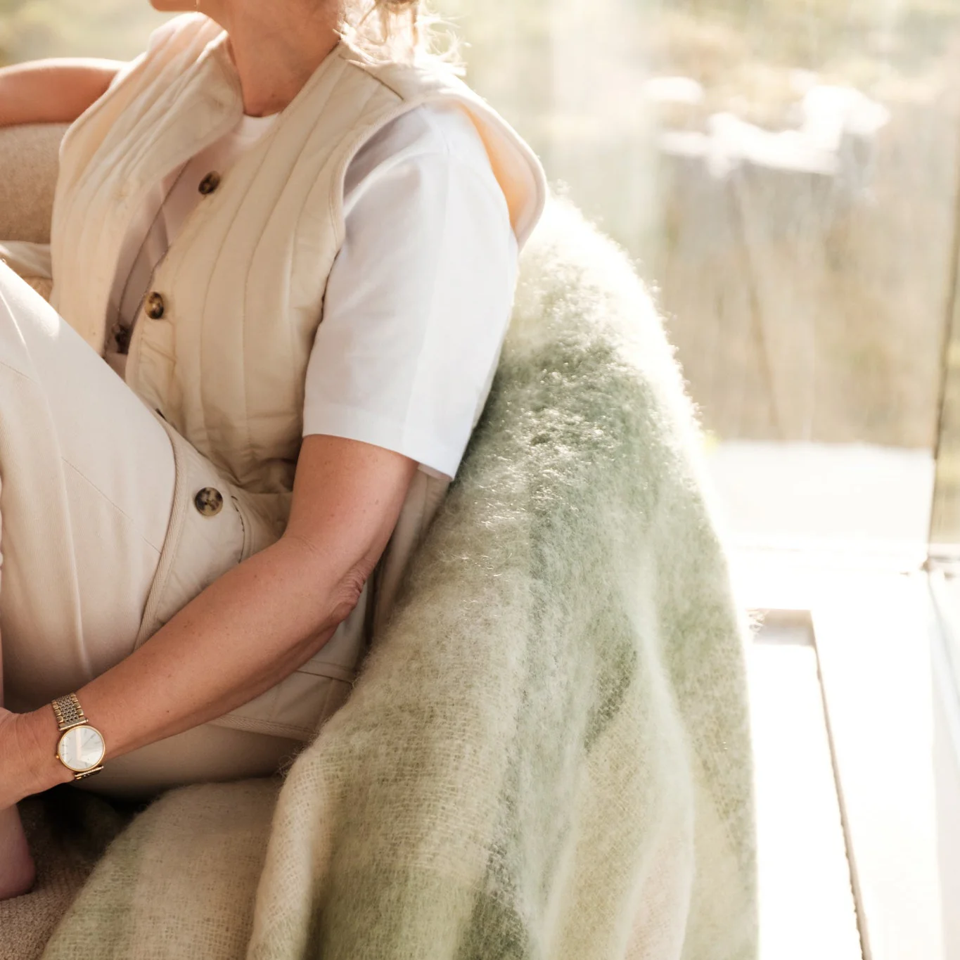 Foxford Newgrange Mohair Throw - Image 4