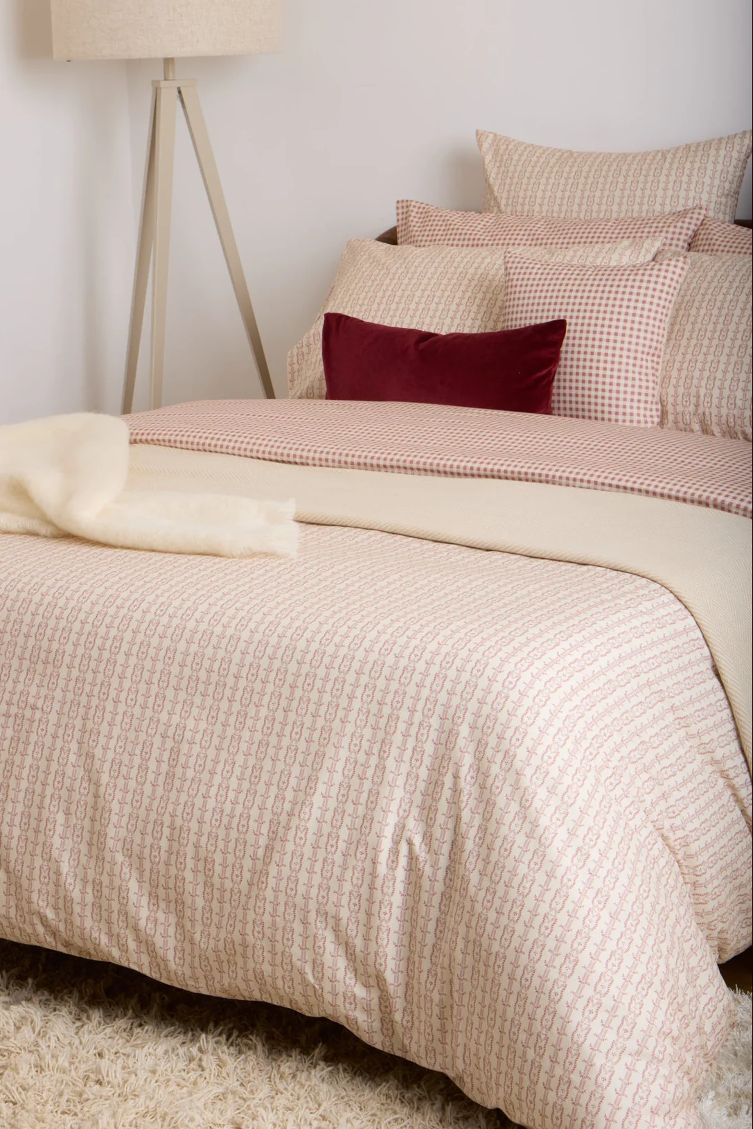 Foxford Poppy Duvet Cover Set - Image 3