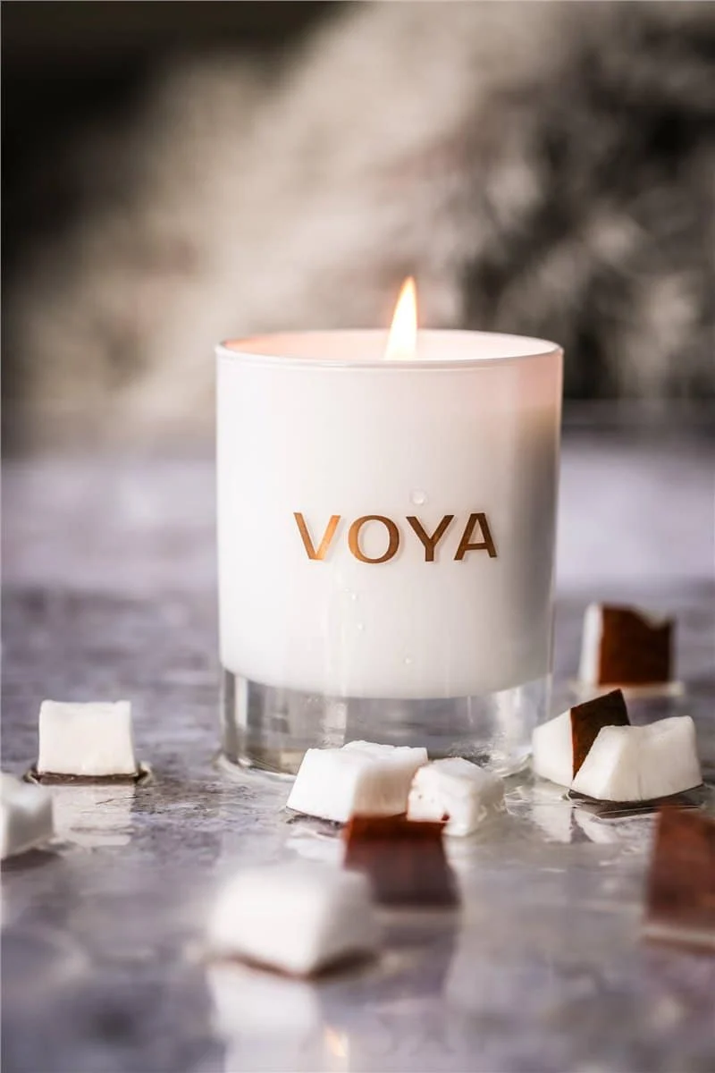 VOYA Candle Coconut & Jasmine - Image 3